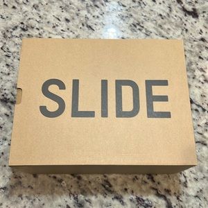 Men’s Yeezy Slides